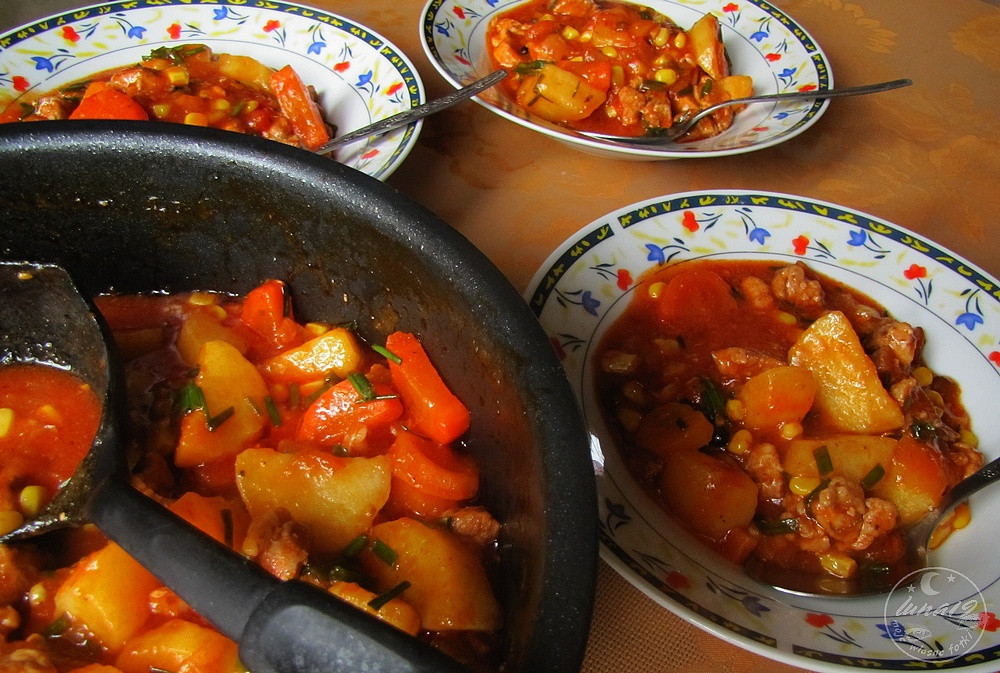 gulasz_z_ziemniakami