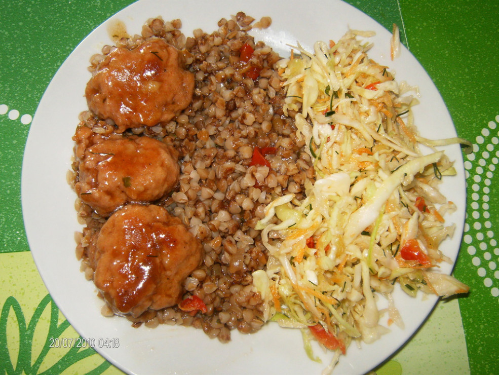 KULKI MIęSNE W SOSIE PIECZENIOWYM