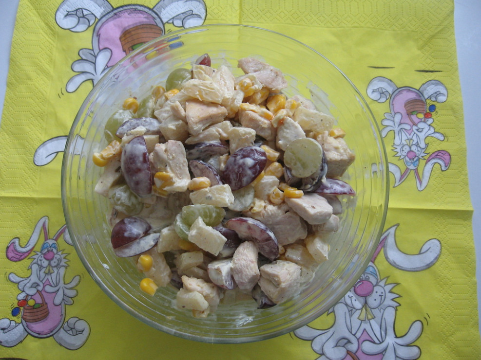 salatka_z_winogron_i_kurczaka