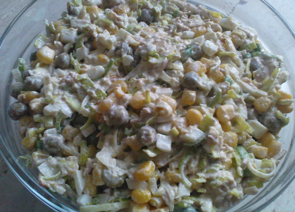 Sałatka z tuńczykiem i porem