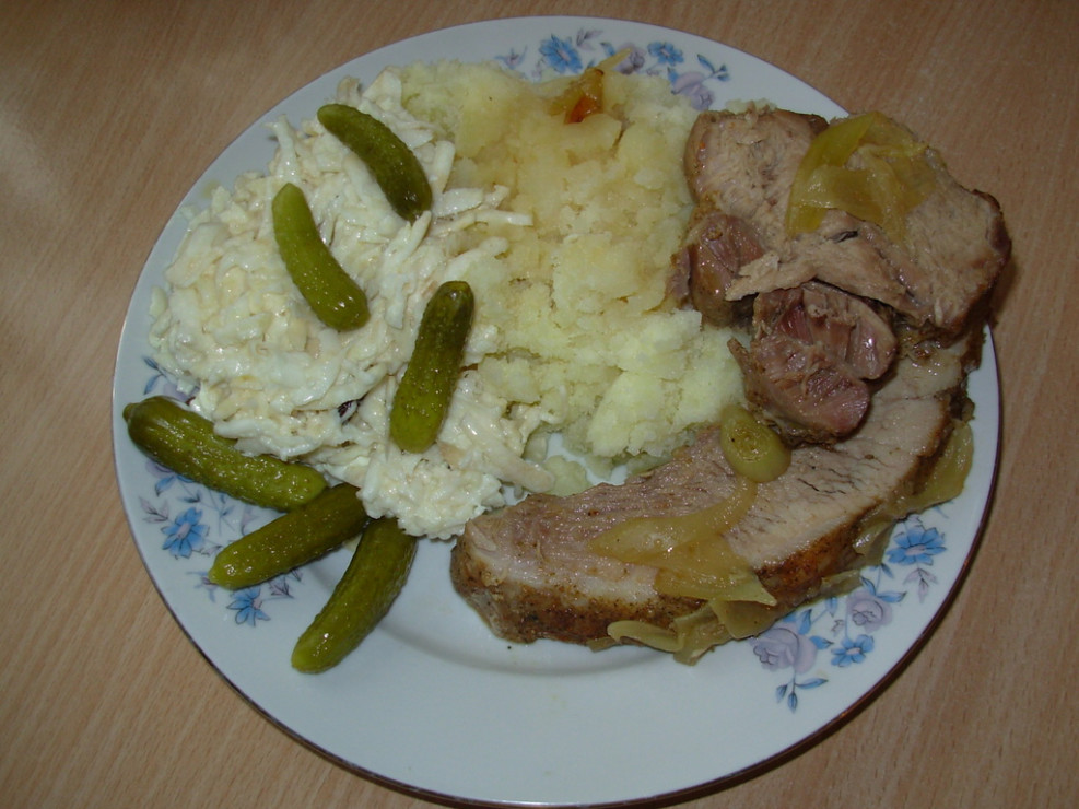 Szynka pieczona - obiadowa