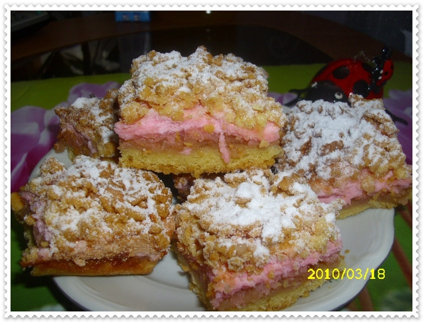 ciastko_z_jablkami_i_wisniowym_kisielem