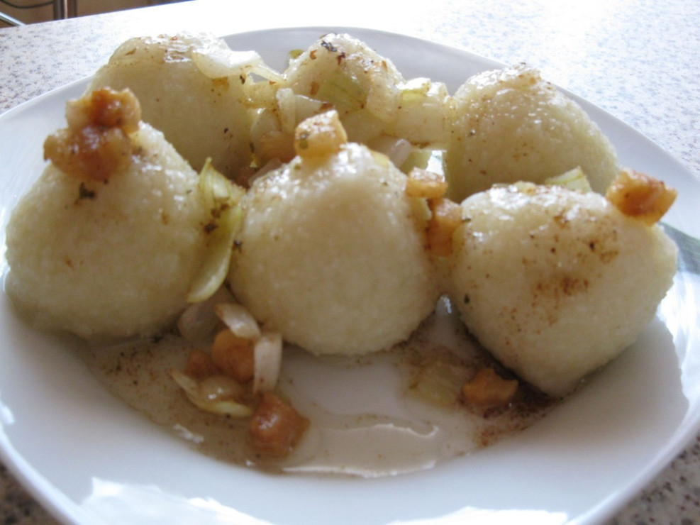 tradycyjne_pyzy_z_miesem_mielonym