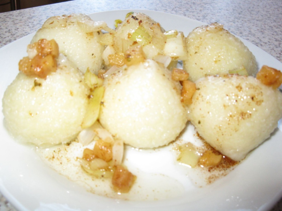 tradycyjne_pyzy_z_miesem_mielonym