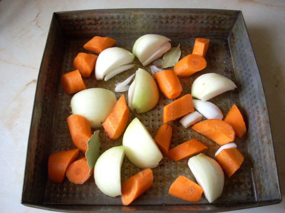 karczek_pieczony_w_sosie_sliwkowym