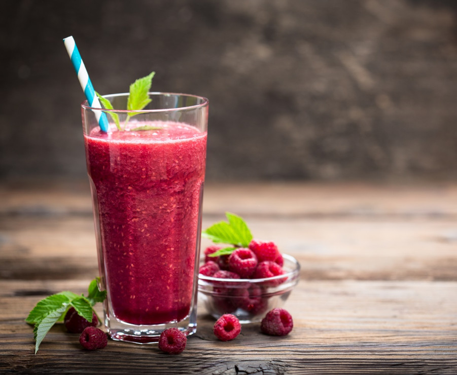 Koktajl z czarnym bzem