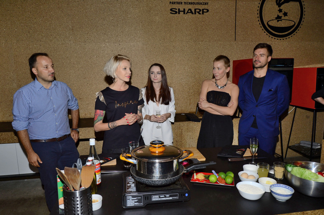 Gotowanie z marką Sharp