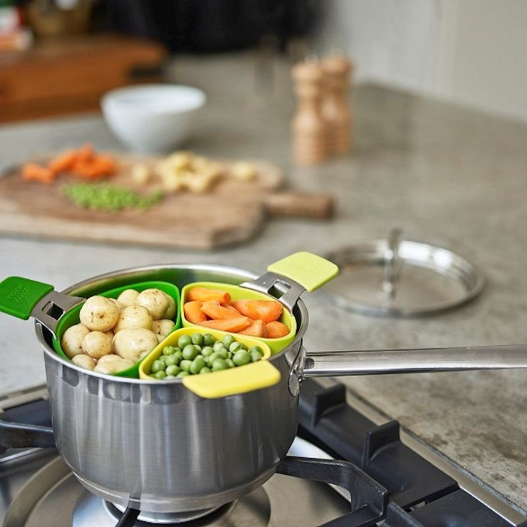 Trzy wkłady do różnych produktów