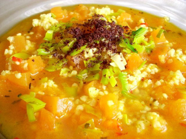 Zupa z dyni z kaszą jaglaną