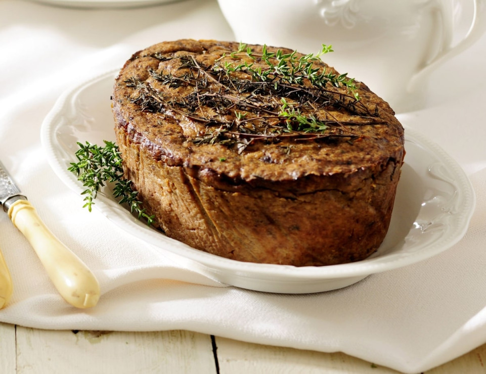 Pieczony pasztet wielkanocny