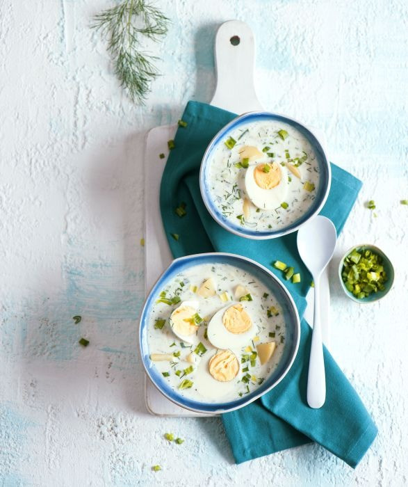 Chłodnik z ogórków małosolnych