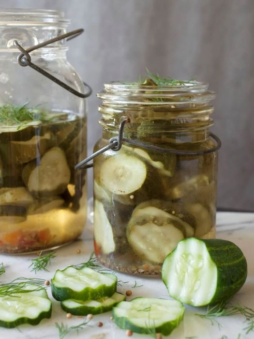 Ogórki w musztardzie francuskiej