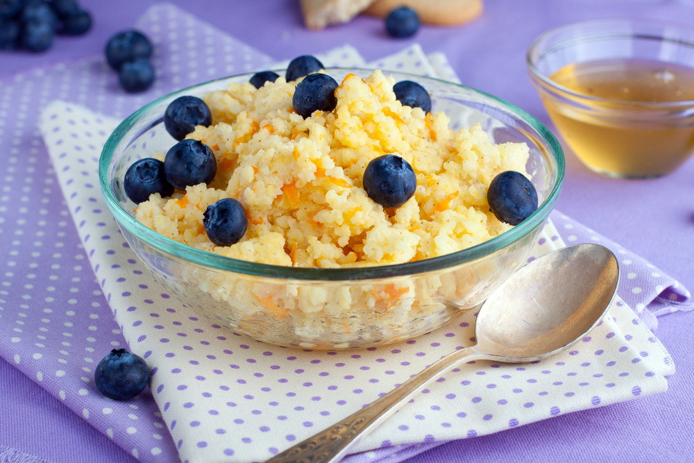 Jaglanka z borówkami i pomarańczą