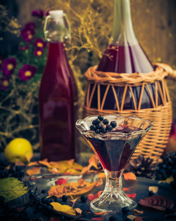 Nalewka z aronii (aroniówka)