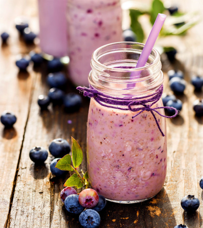 Koktajl z borówkami i czekoladą