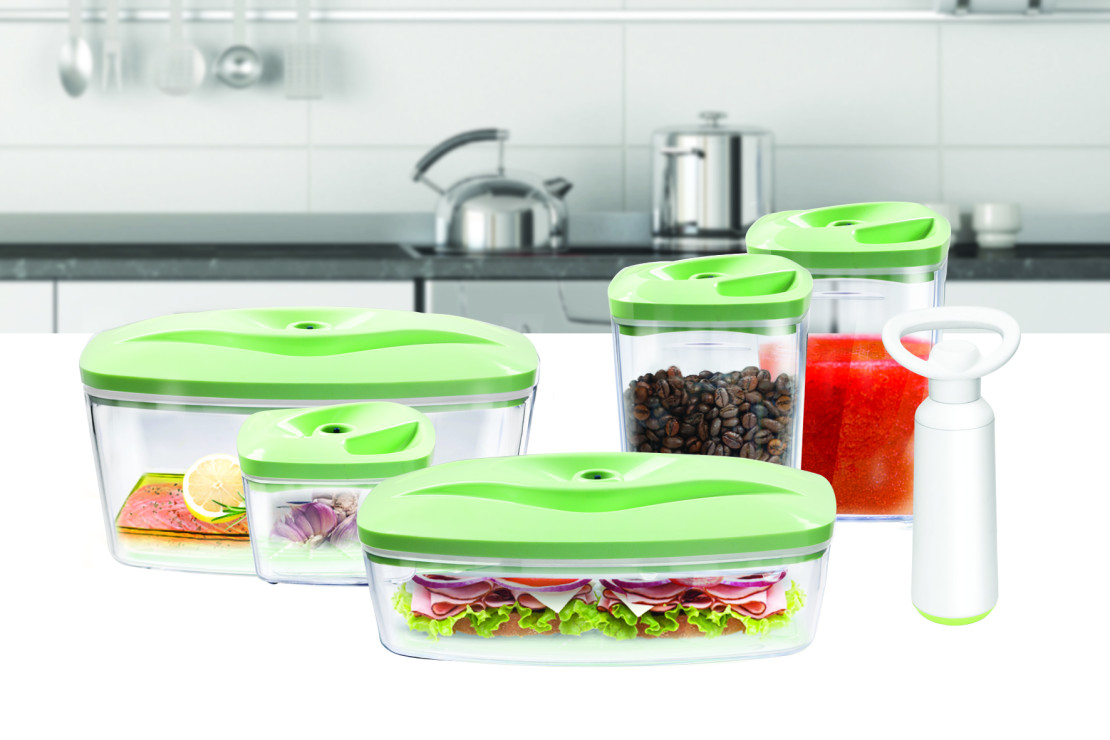 pojemniki białe kompozycja wszystkie_zielone_pompka