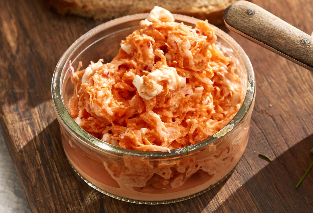 Pasta z marchewki i rzodkiewki