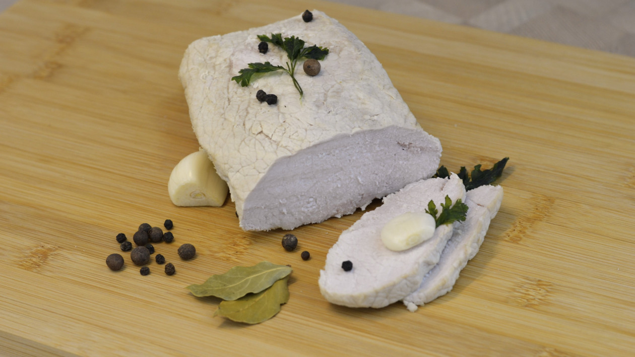 Schab gotowany w mleku