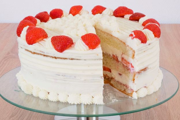 ciasto z kremem na serku śmietankowym