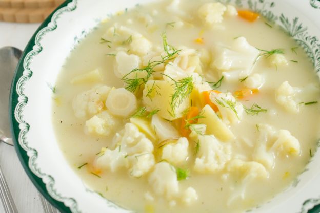 zabielana zupa kalafiorowa