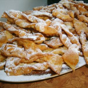 Pyszne, chrupiące faworki