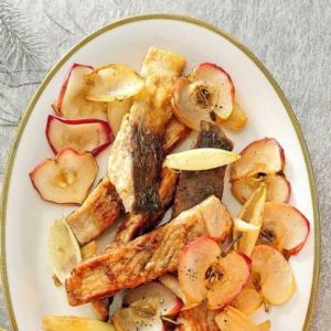 karp-pieczony-z-jablkami.jpeg?v=2