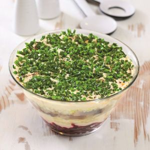 salatka-sledziowa-z-buraczkami