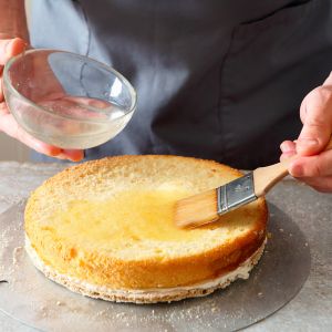 nasączanie-biszkoptu