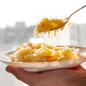 surówka z kiszonej kapusty