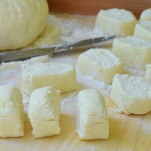 domowe kluski leniwe