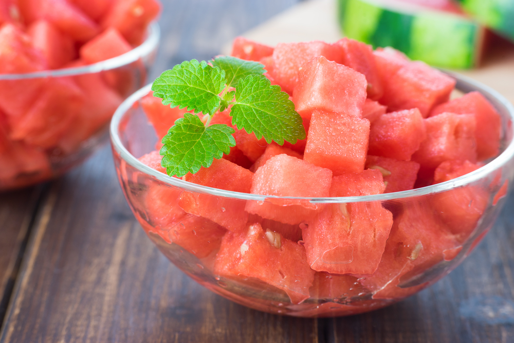 jak-pokroić-arbuza-w-kostkę
